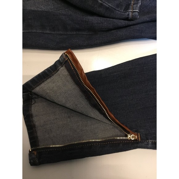 White House/Black Market Size 4 Skimmer - Picture 10 of 12